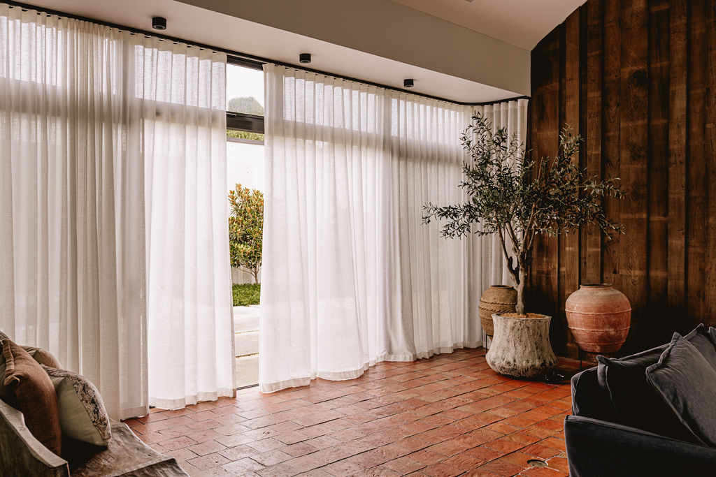 TLP_sheer_curtains_01