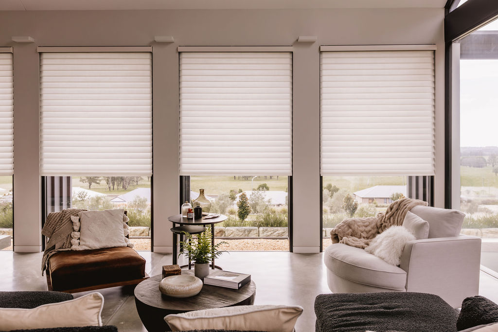 Silhouette Halo Window Shadings_01