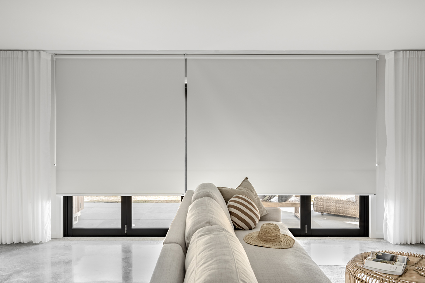 Single & Double Roller Blinds Find your nearest showroom Luxaflex®
